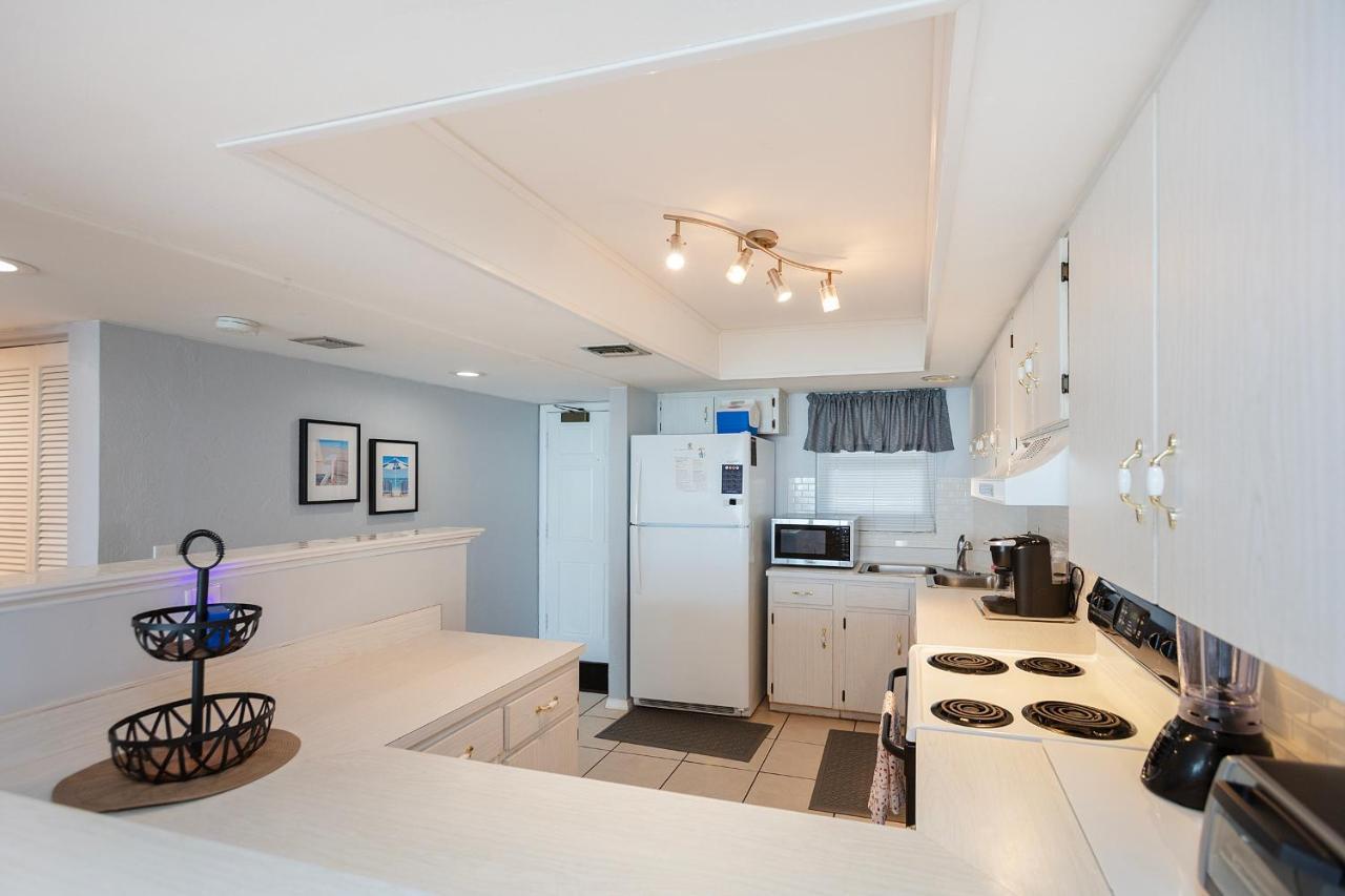 Daytona Beach Shores Ocean Front Balcony 2Beds 2Ba King Ste And 2Queens - Shores Club 805 ภายนอก รูปภาพ